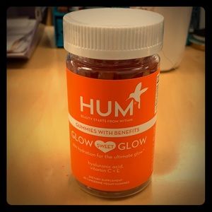 HUM Glow Sweet Glow Gummies